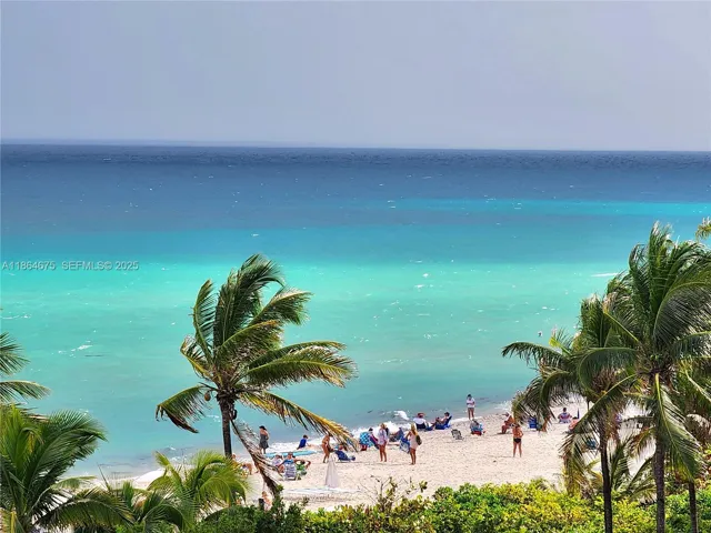PRIVATE BEACH ACCESS