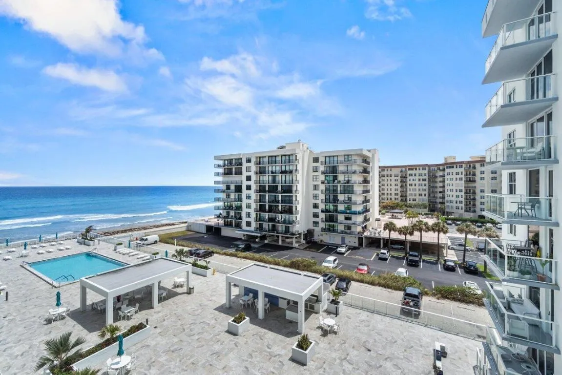 042-3450SouthOceanBoulevard-515-PalmBeac