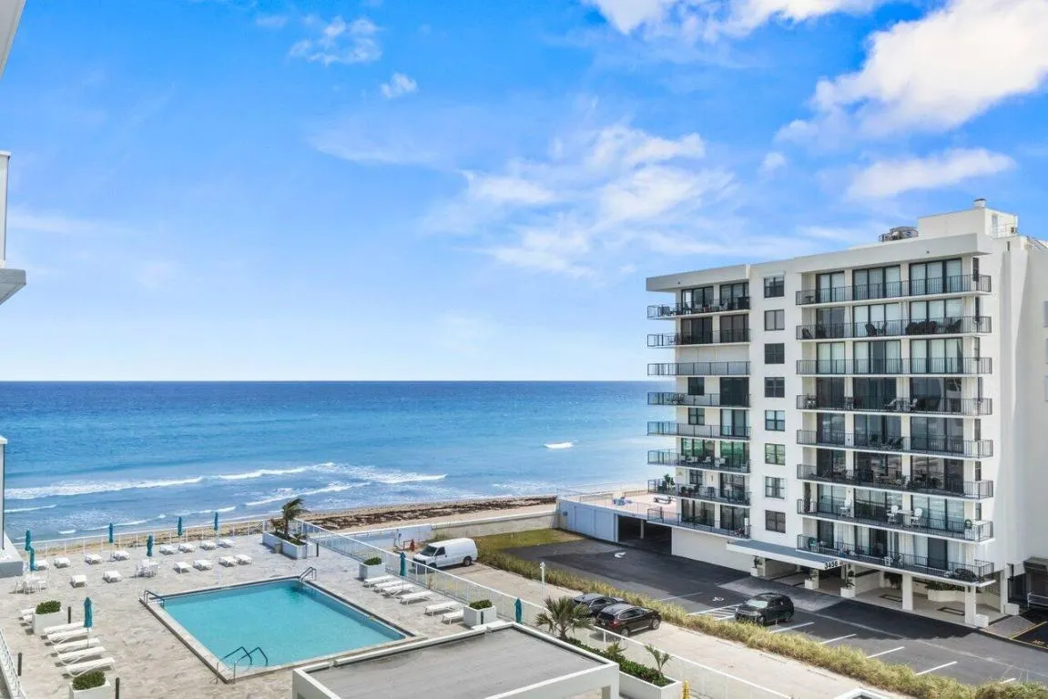 041-3450SouthOceanBoulevard-515-PalmBeac