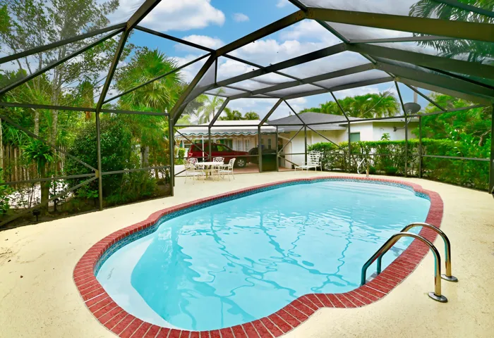 Pool/Patio