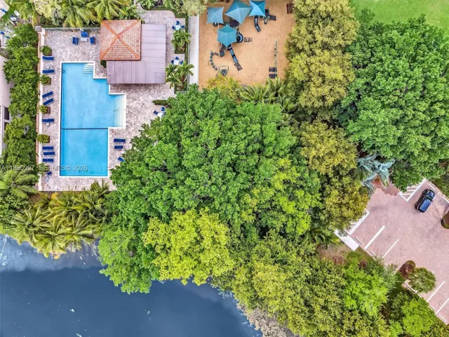 Community amenities include a pool with lake views, children’s park, and picnic area