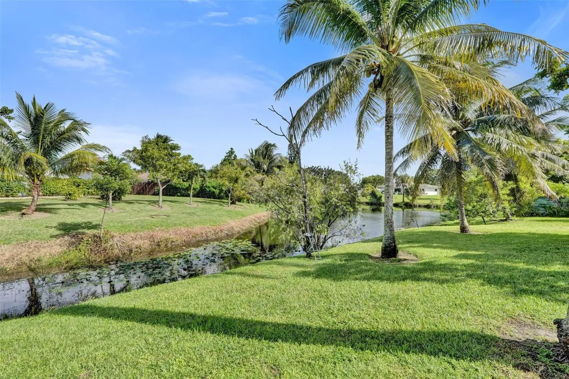 Property photo 37