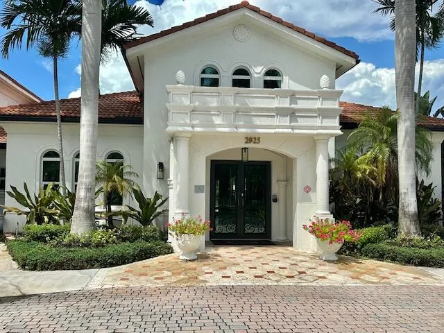 Mirabella clubhouse 2025