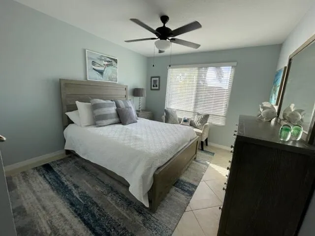 guest bedroom 2 with waterview