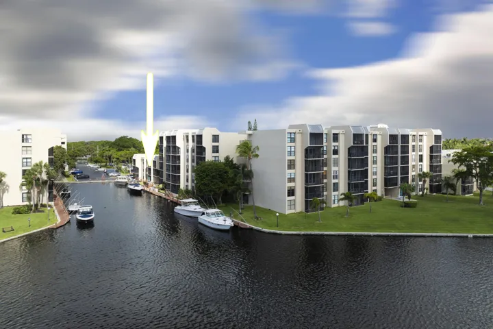 Balcony Waterfront
