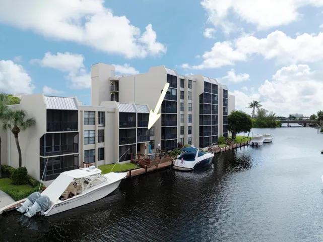 Balcony Waterfront