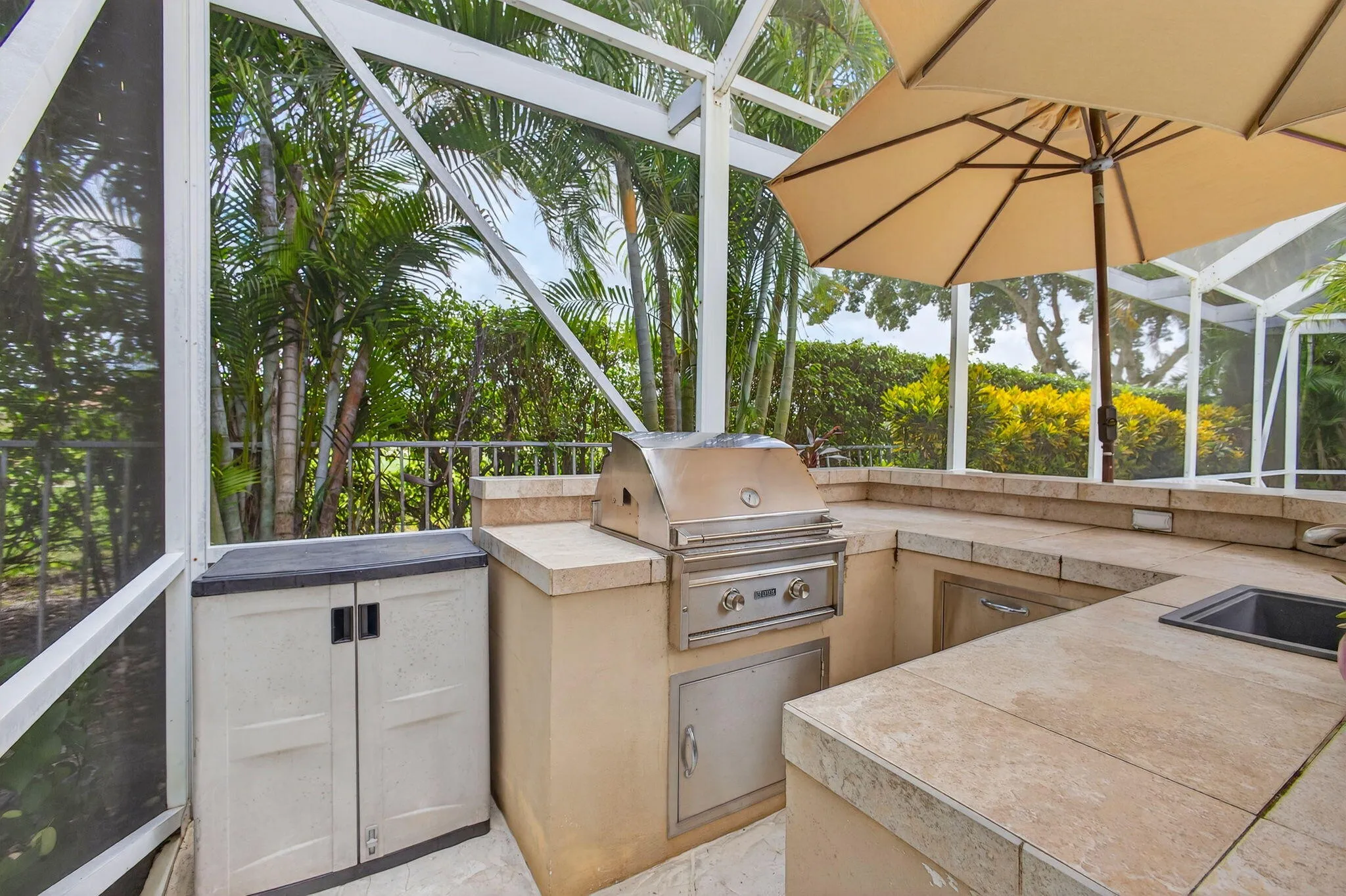 Summer Kitchen
