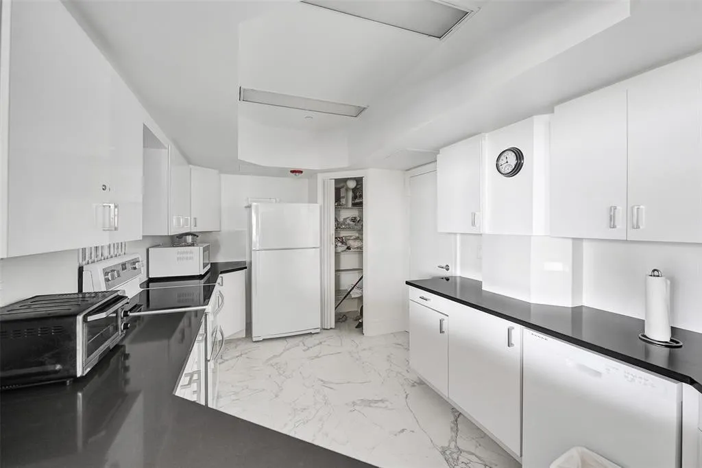 Property photo 63