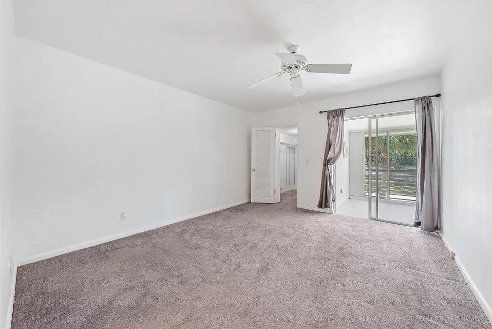 Master-bedroom