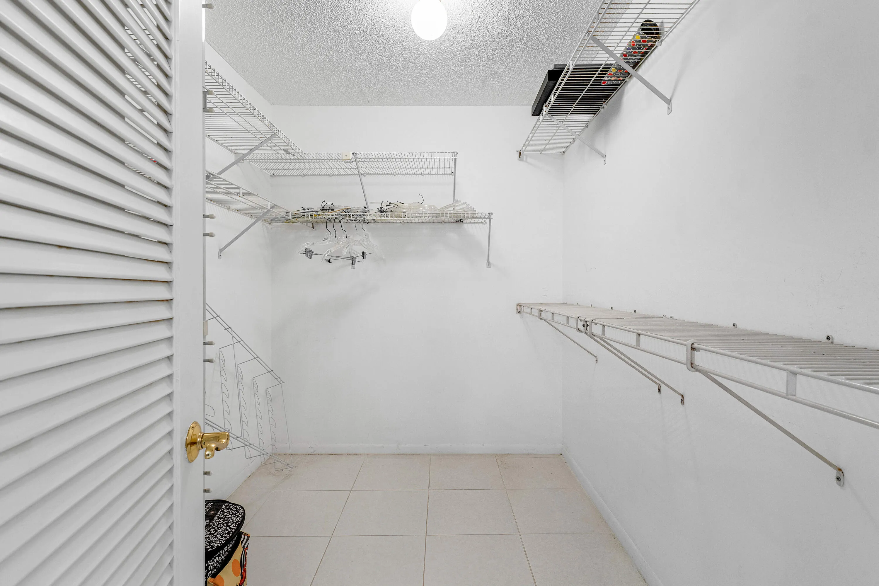 013-1147HillsboroMile-HillsboroBeach-FL-