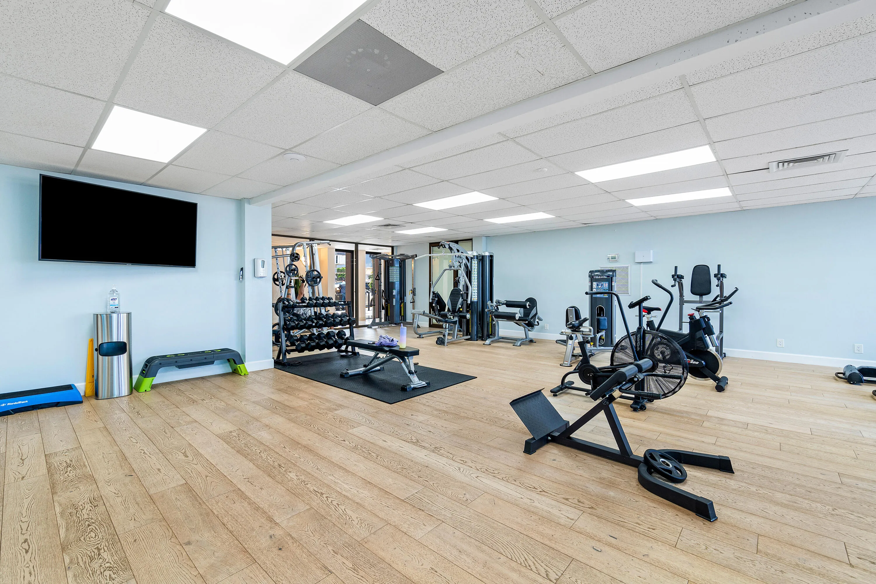 020-1147HillsboroMile-HillsboroBeach-FL-