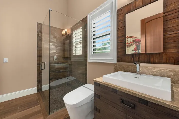 Cabana bath