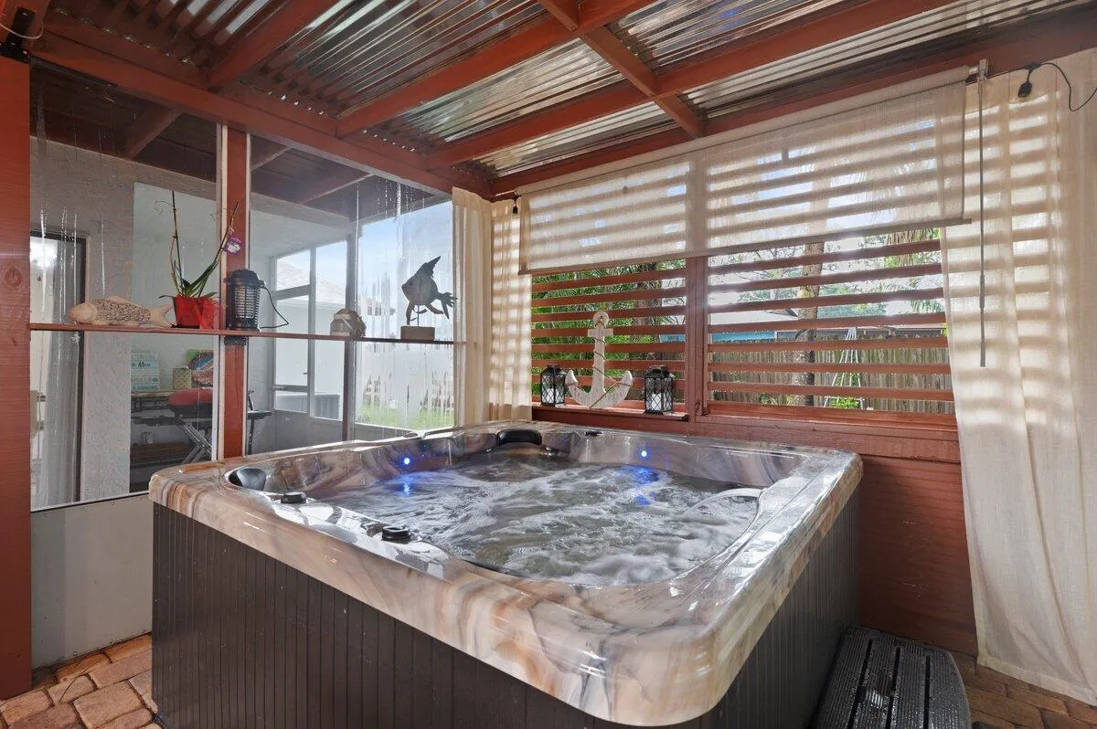 Property photo 34