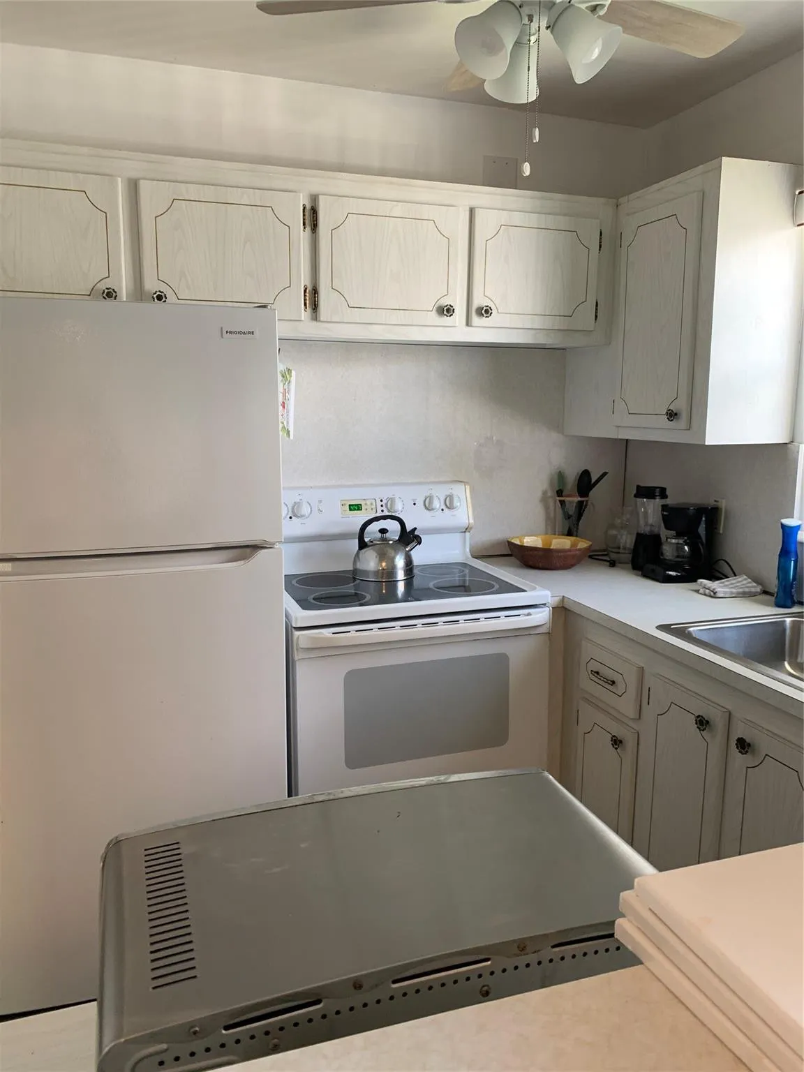 New Refrigerator & Newer Stove.