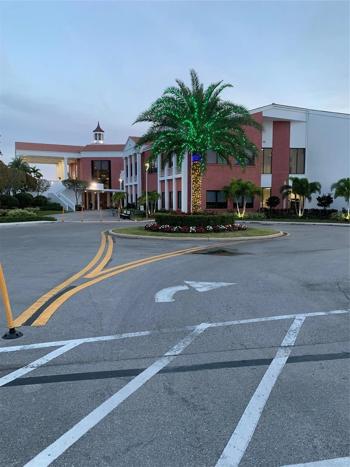Club House.