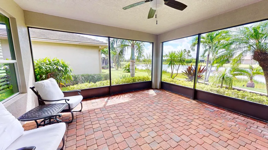 9727-SW-Chestwood-Avenue-Port-Saint-Luci