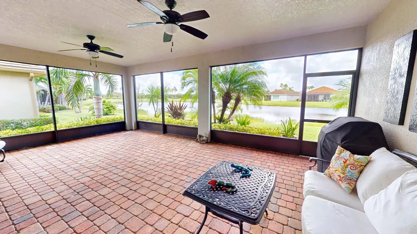 9727-SW-Chestwood-Avenue-Port-Saint-Luci