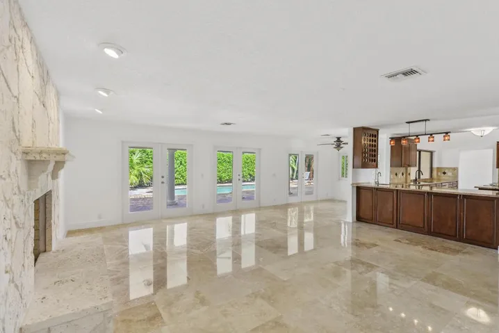 2022 Sunderland Ave Wellington-large-011
