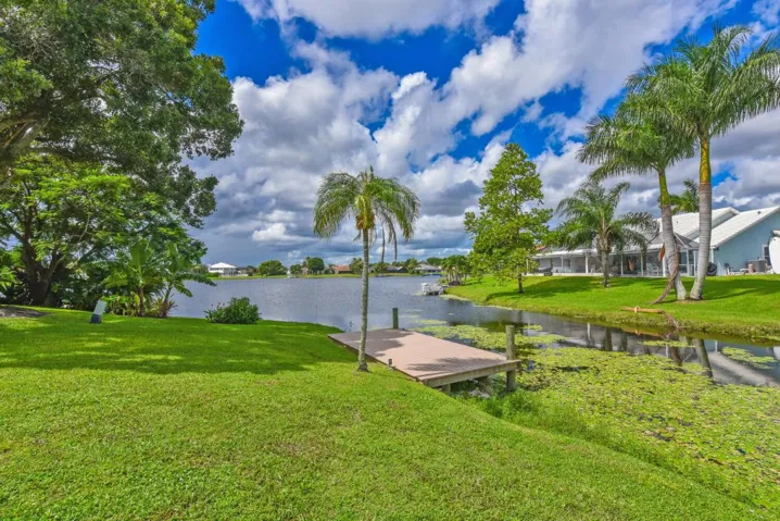 2022 Sunderland Ave Wellington-large-057