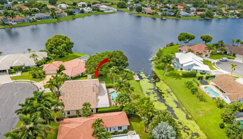2022 Sunderland Ave Wellington-large-068