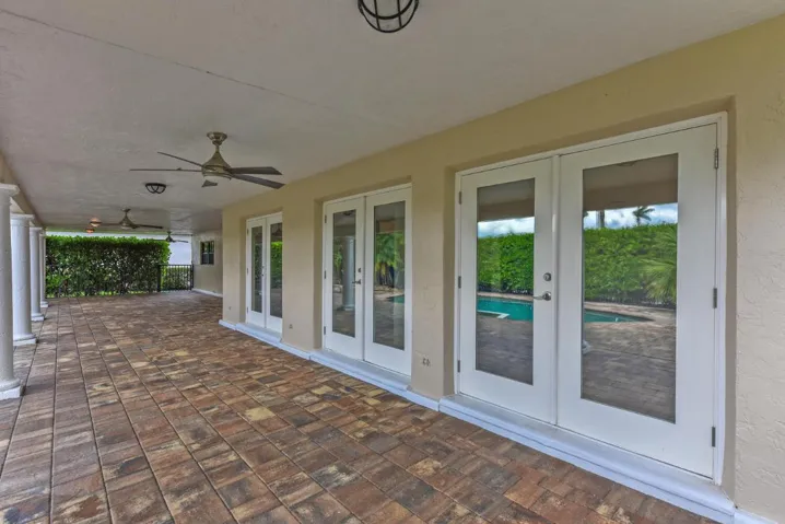 2022 Sunderland Ave Wellington-large-053