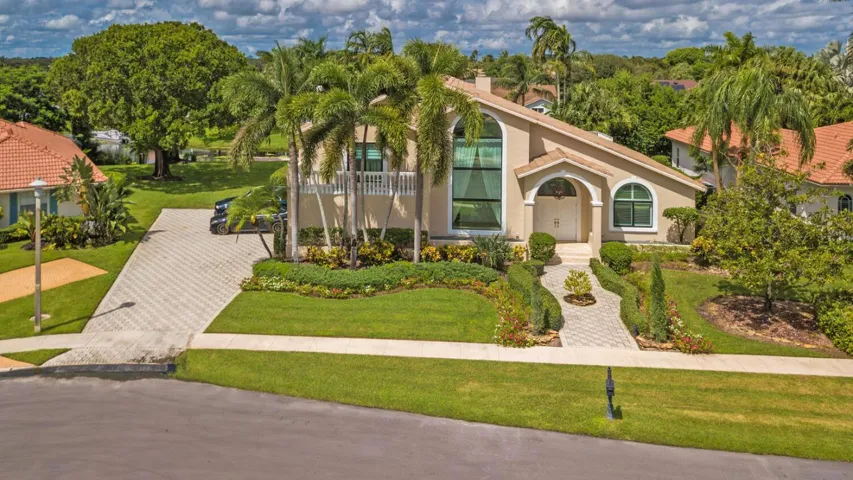 2022 Sunderland Ave Wellington-large-059