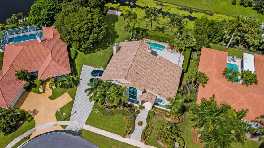 2022 Sunderland Ave Wellington-large-061