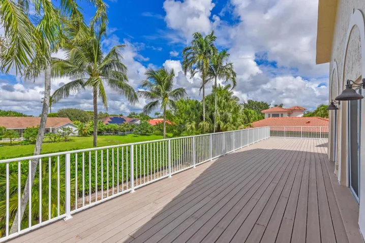 2022 Sunderland Ave Wellington-large-031