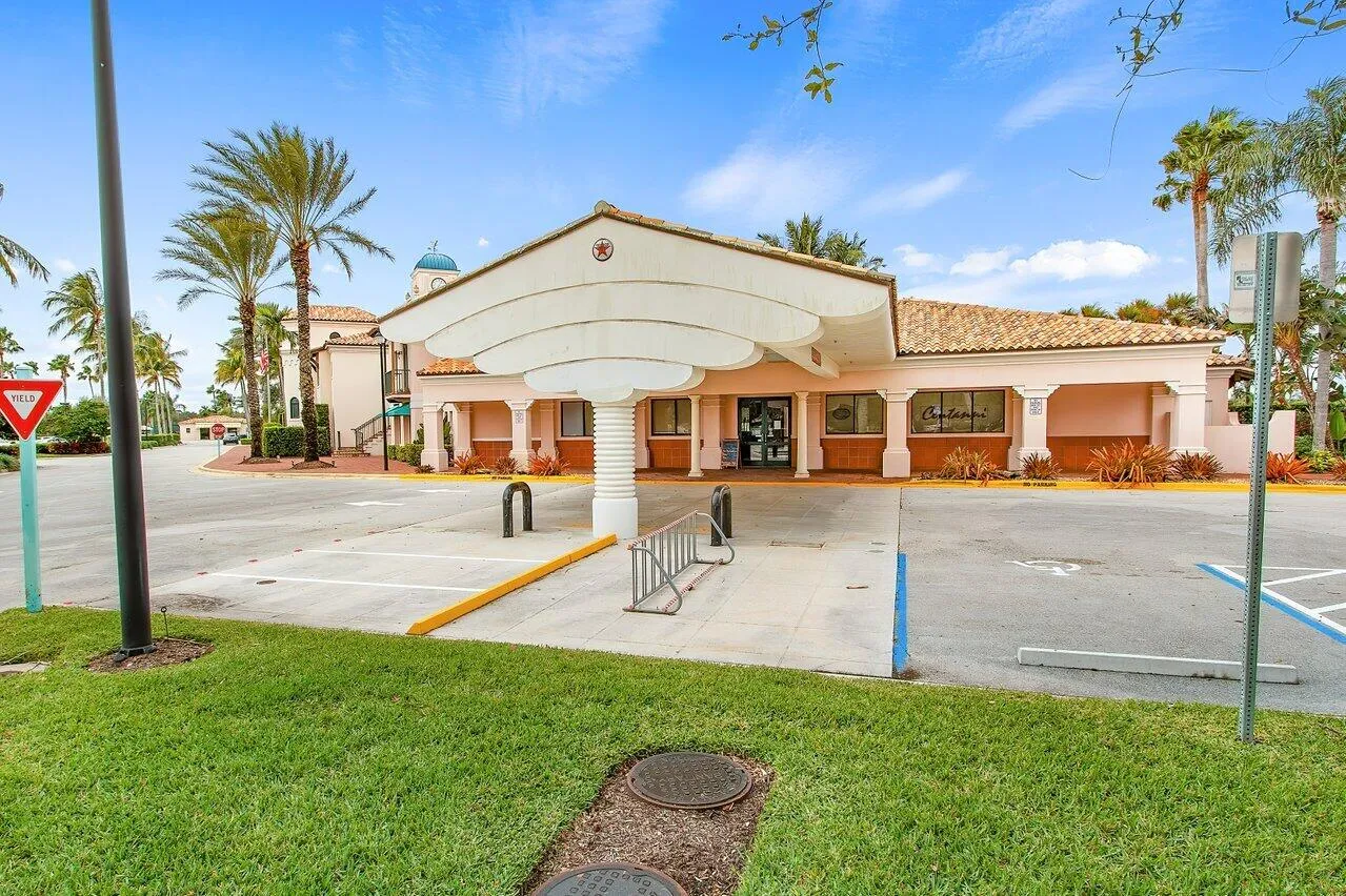 068-7580RedRiverRoad-WestPalmBeach-FL-33