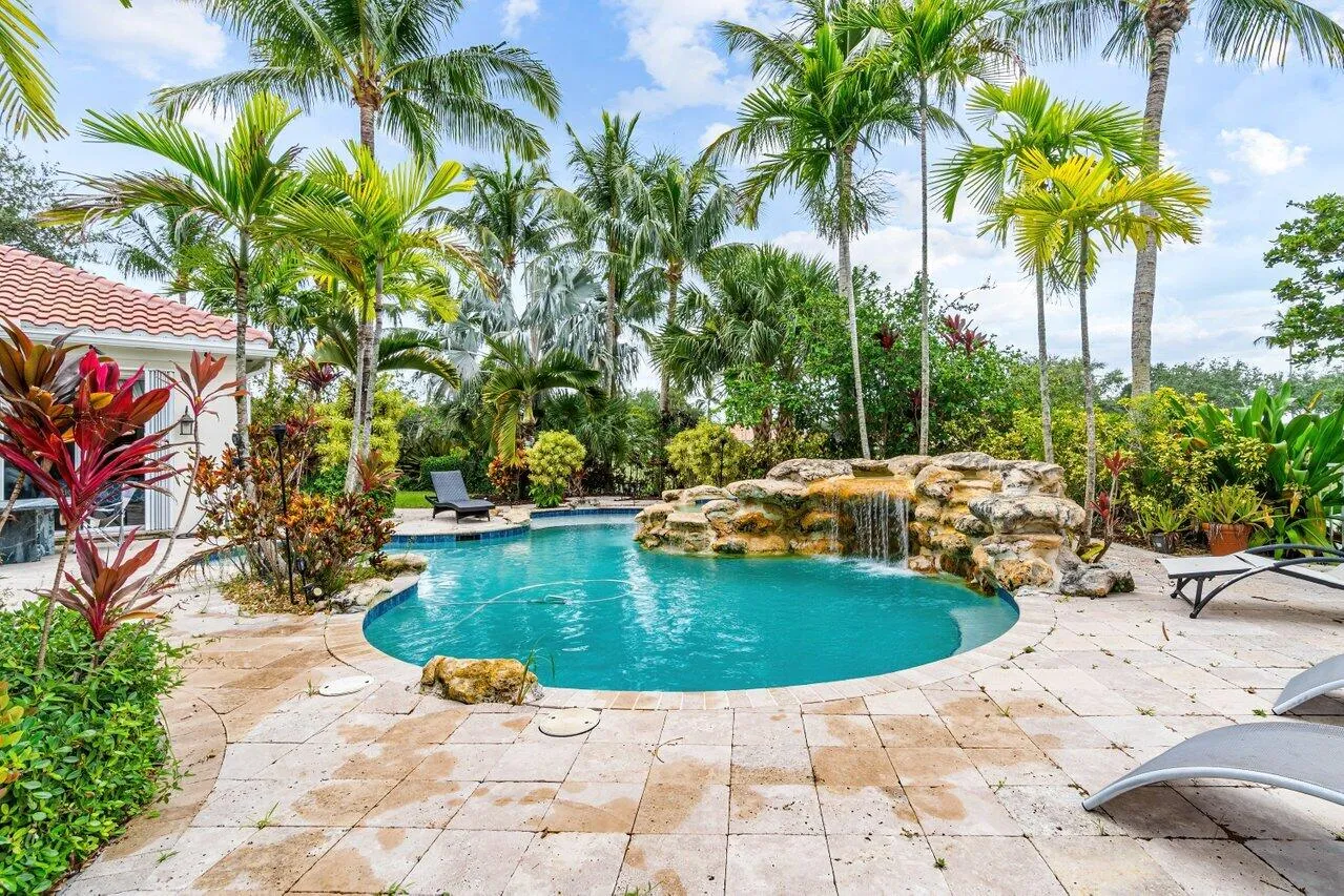 029-7580RedRiverRoad-WestPalmBeach-FL-33