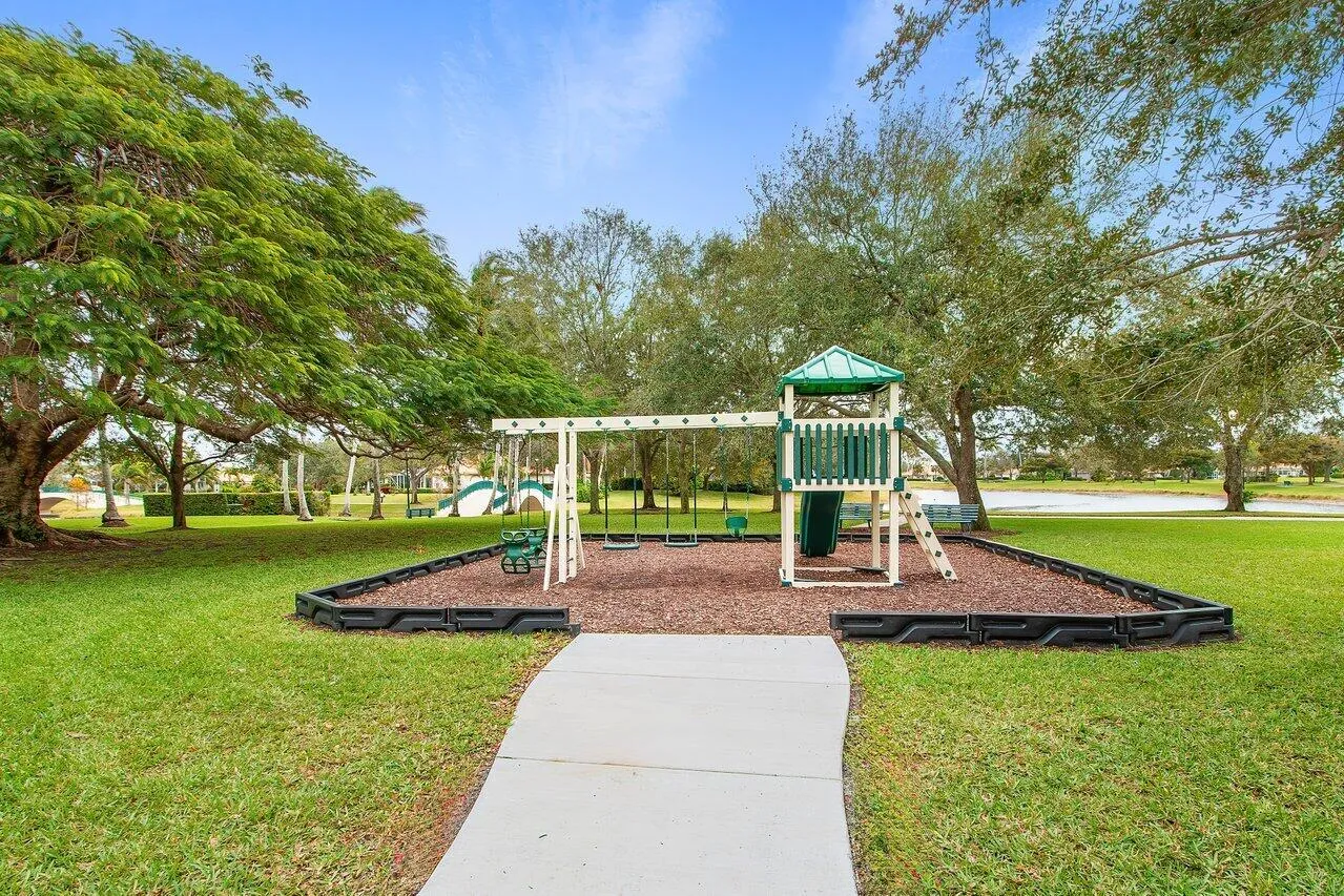 064-7580RedRiverRoad-WestPalmBeach-FL-33