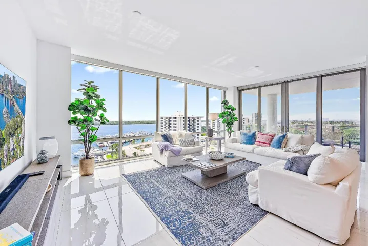 3 Water Club Way, #1002-8