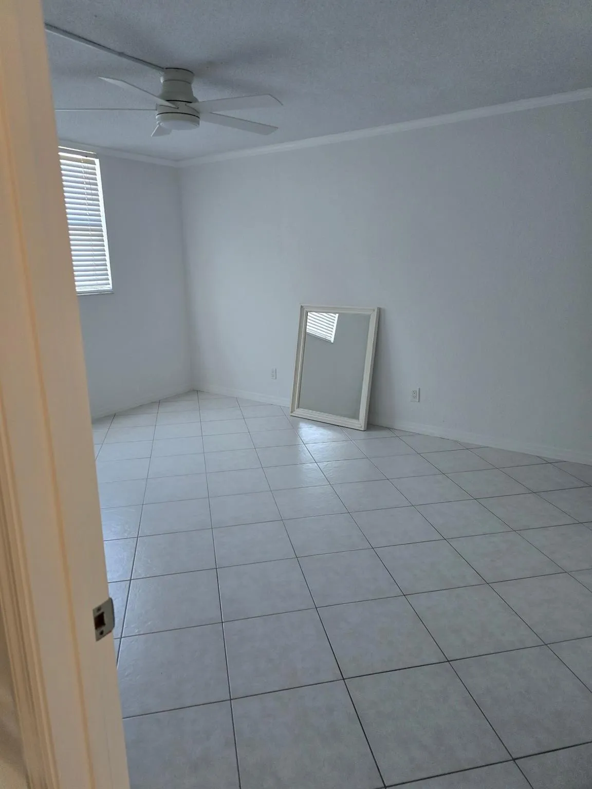 Large Masterbedroom