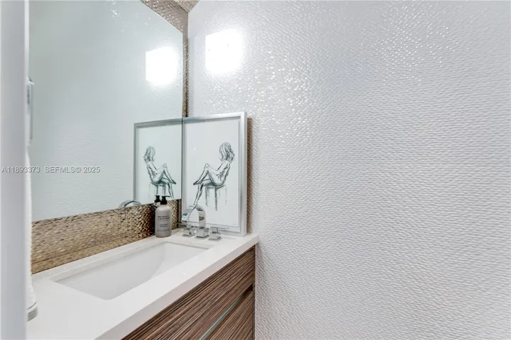 Powder room