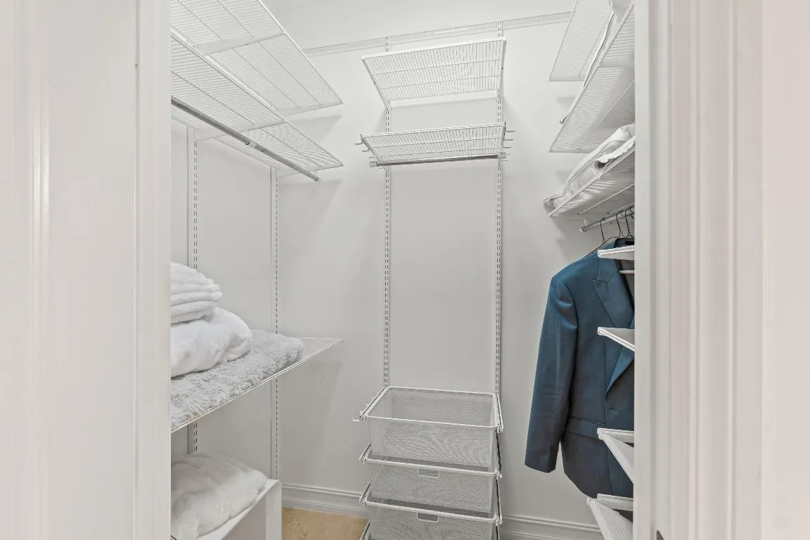 Walk-In Closets