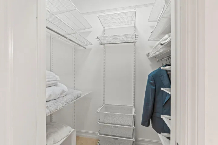 Walk-In Closets