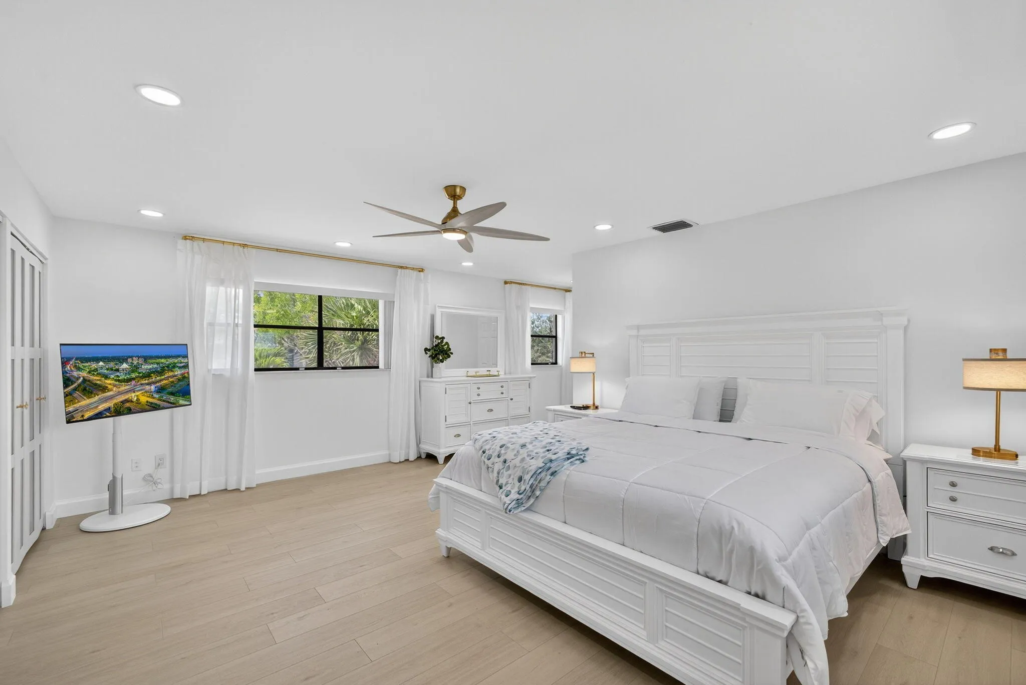 Property photo 44