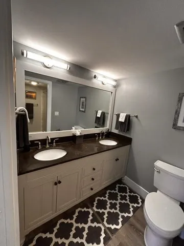 2nd BR Bath Double Sinks