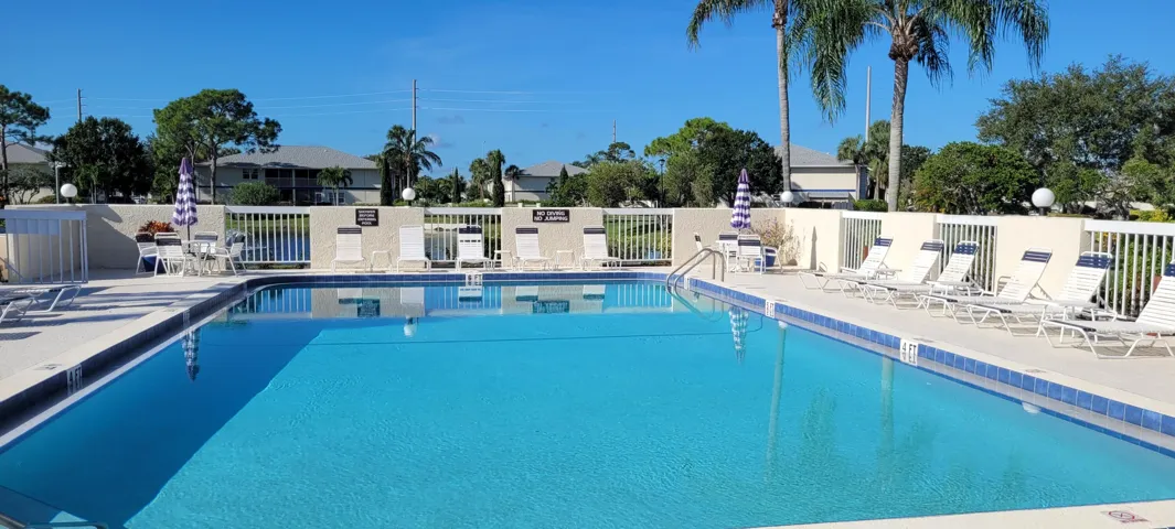 Midport Pool