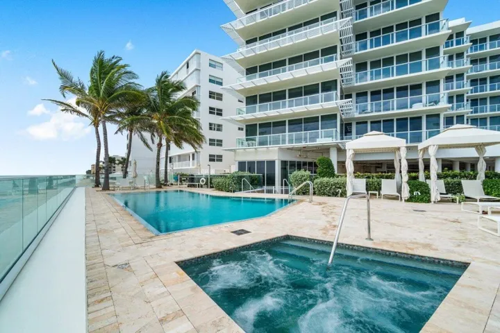044-3550SouthOceanBoulevard-6B-PalmBeach
