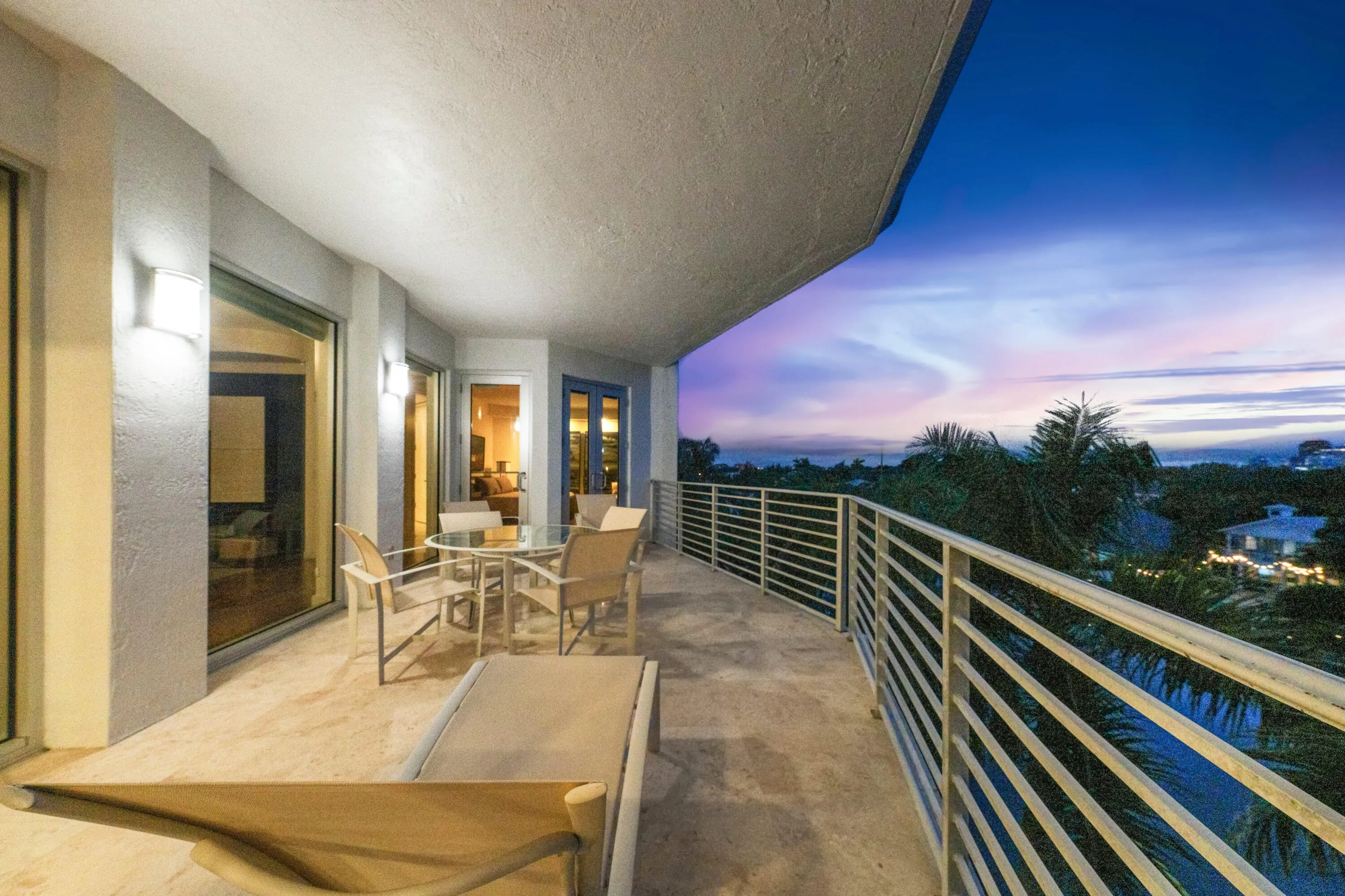 024-038-Balcony-4000x2667