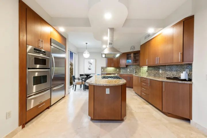 019-031-KitchenBreakfast-4000x2667