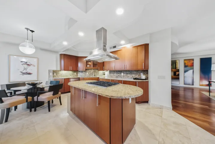 018-009-KitchenBreakfast-4000x2674