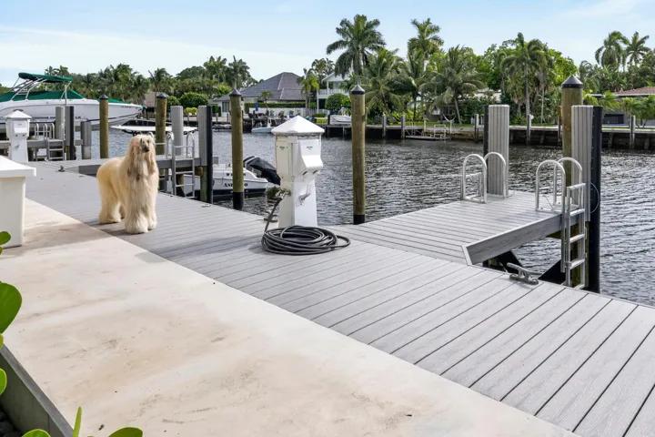 064-060-Dock-4000x2666
