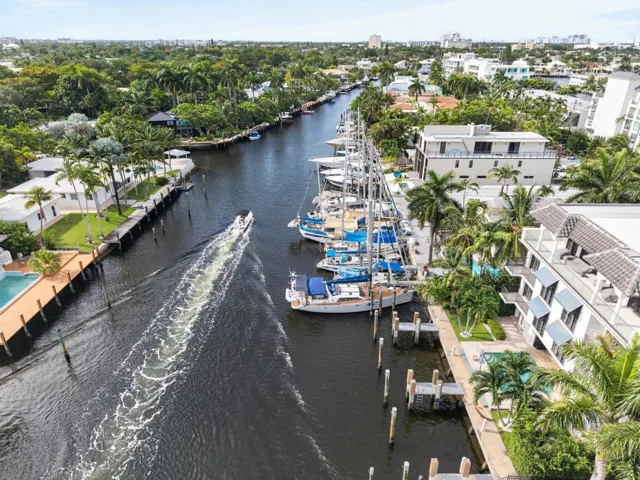 058-066-Waterfront-4000x2999