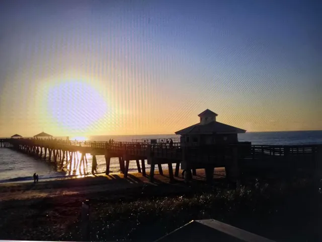 SUNRISE JUNO PIER