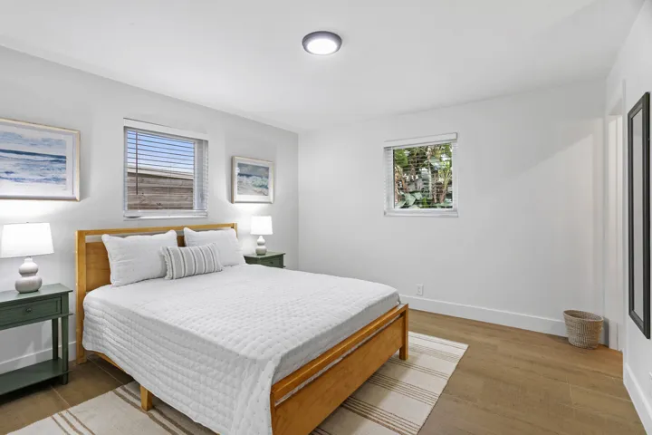 4358_Birdwood_04_MLS