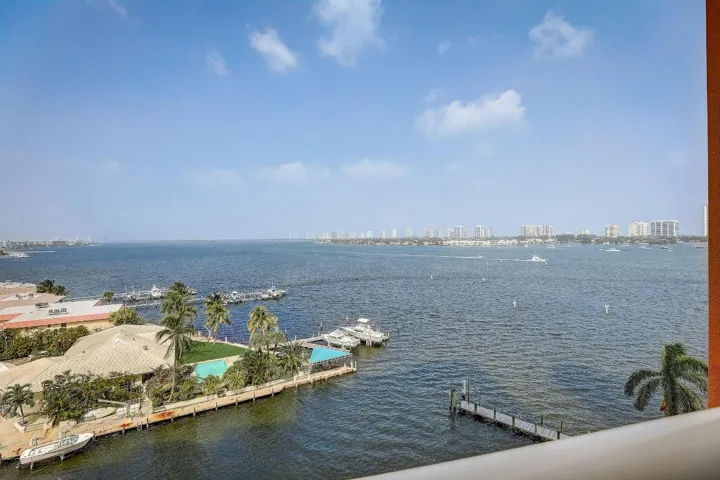 47-web-or-mls-Lake Shore Dr-047