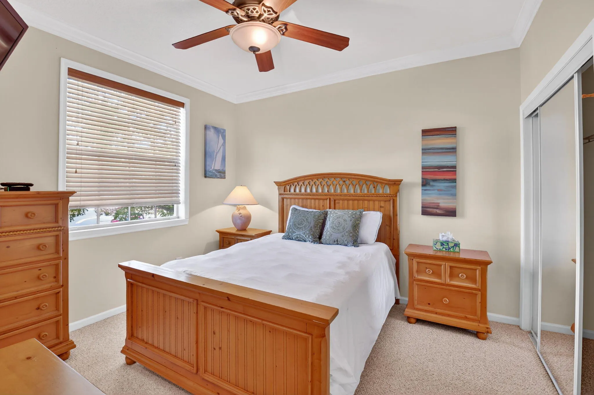 Guest bedroom