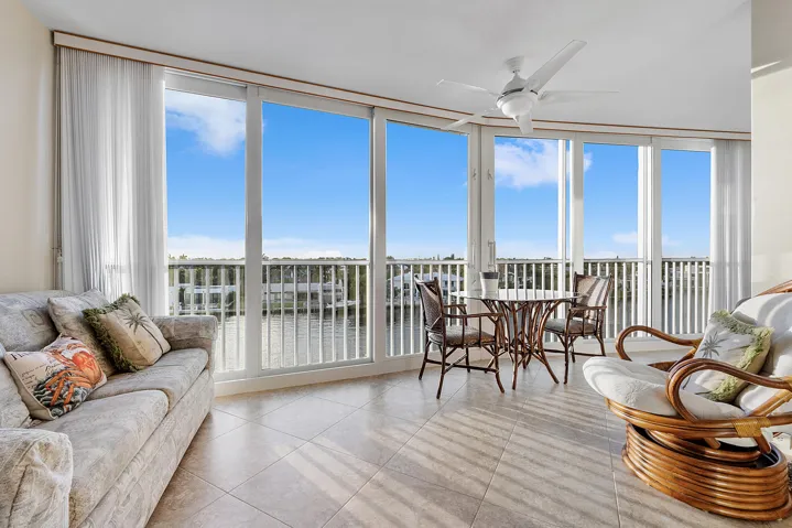 3310 S Ocean Blvd u629_013